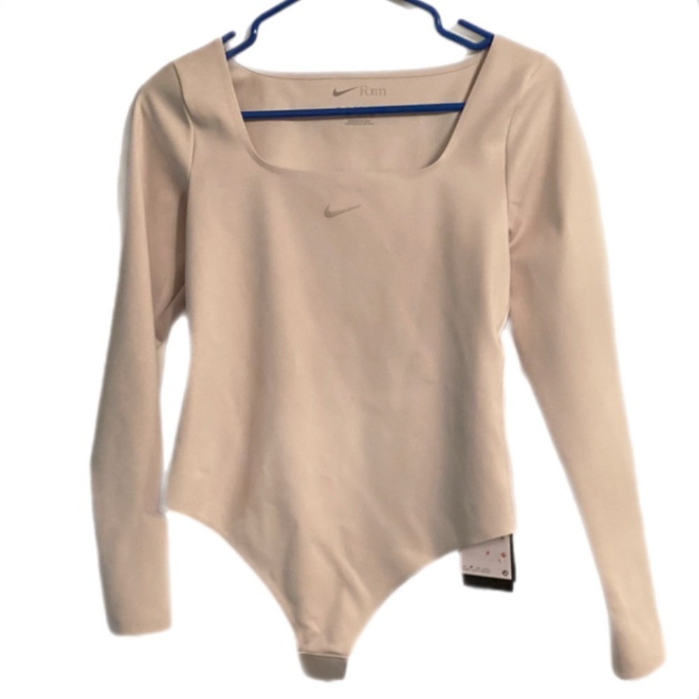 Nike Form Fitted Long-Sleeve Bodysuit New With Tags Size M - Picture 4 of 10